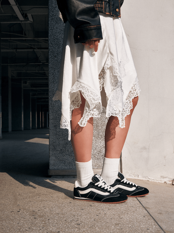 Super Lowpro Shoe in Black | Vans