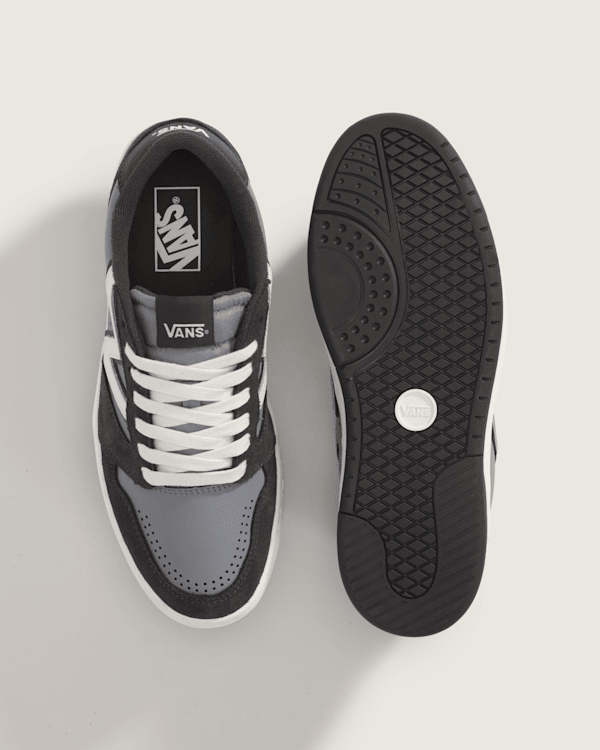 Lowland 2.0 Shoe in Dark Grey | Vans