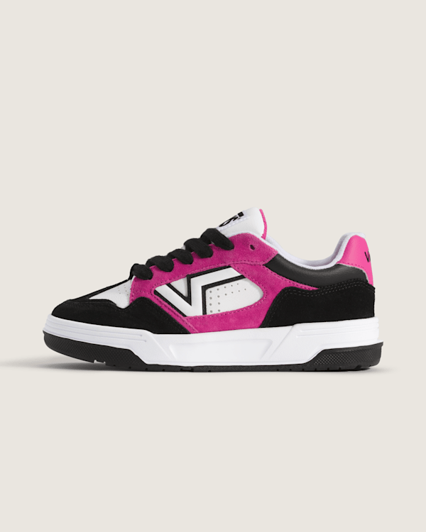 Upland Shoe in Black / Pink | Vans