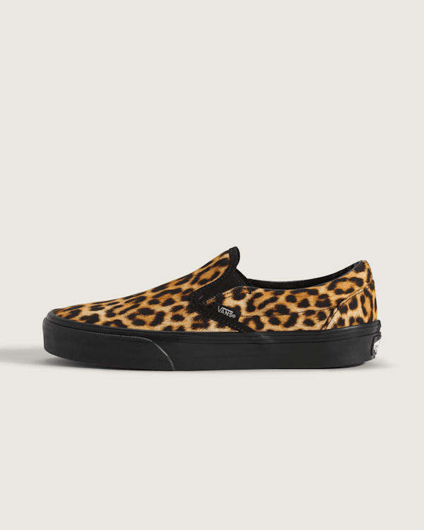【Vans】★スリッポン★ Classic Slip-On Leopard Shoe Classic Slip-On Shoe in Leopard / Black | Vans