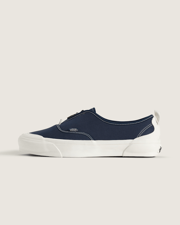 OTW Authentic 44 Zip Vibram in Dress Blues | Vans