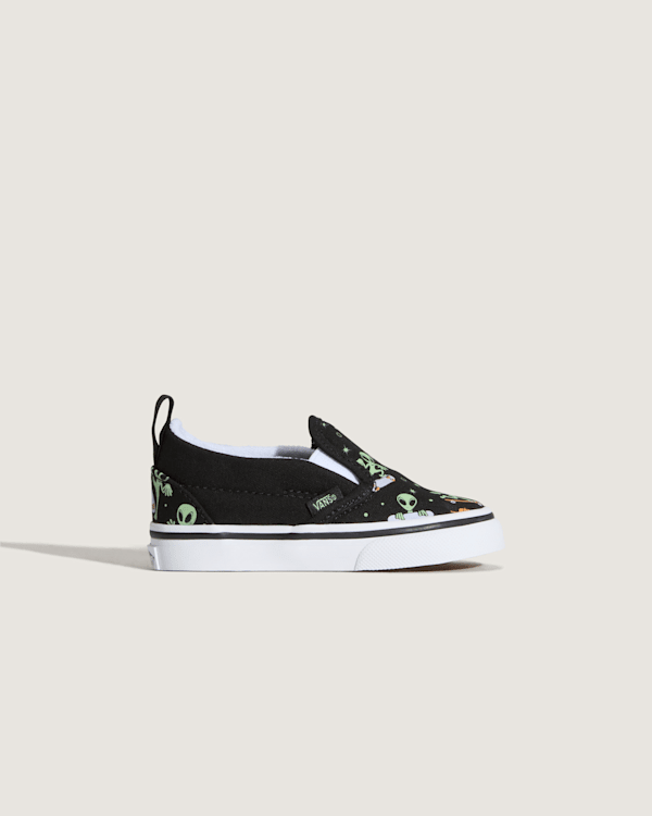 Toddler Classic Slip-On V Shoe in Black / Green | Vans