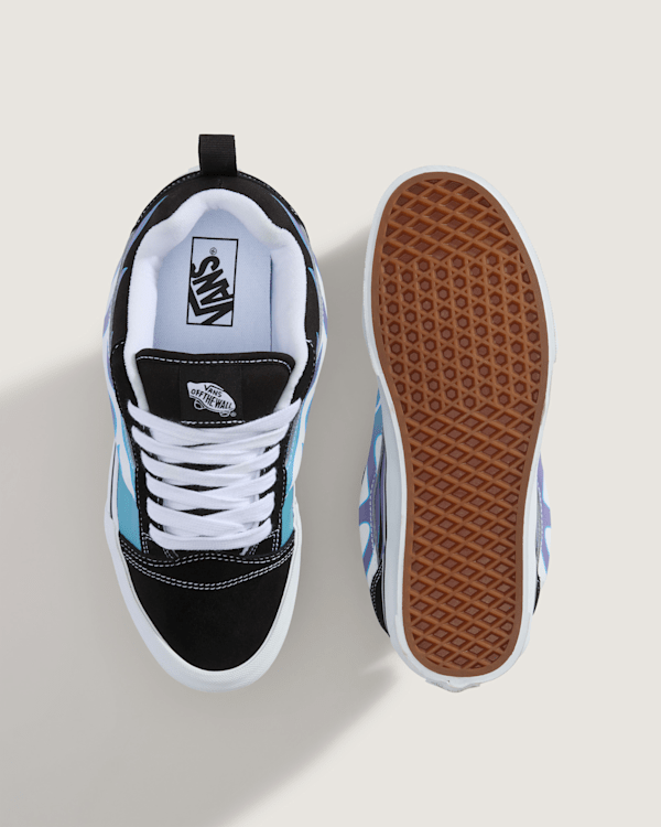 Knu Skool Shoe in Black Blue Vans