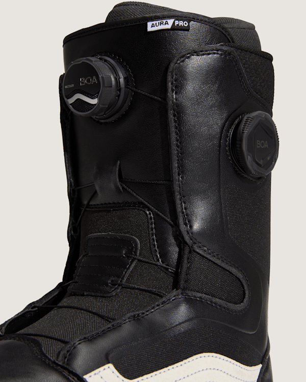 Aura Pro Snowboard Boot