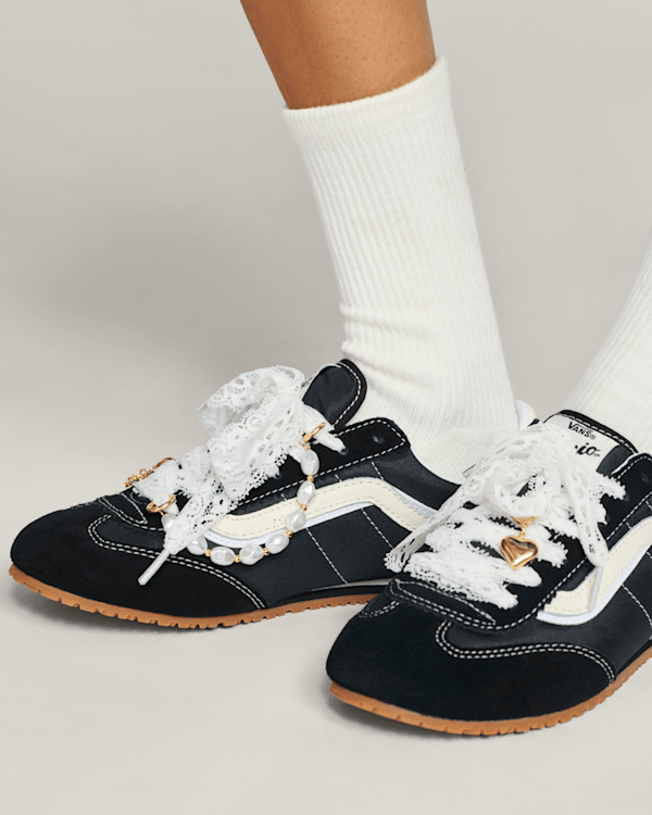 Vans Waffle Shop Pearl and Lace Shoe Charm Set