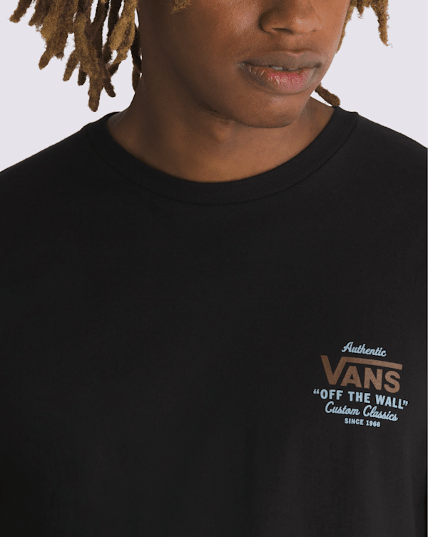 Holder St Classic T-Shirt in Black | Vans