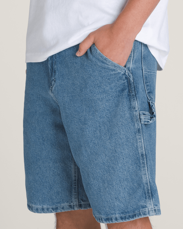 Drill Chore Loose Denim Shorts in Stone Wash Blue | Vans