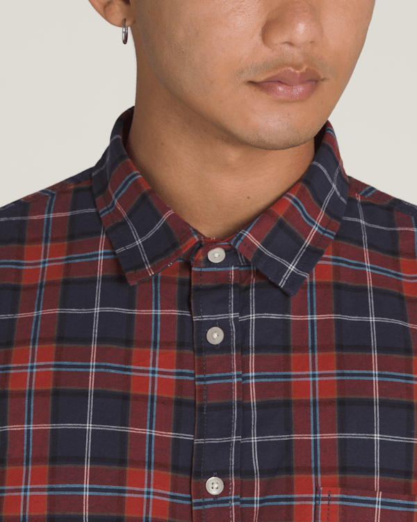 Lawson Solid Woven Shirt in Parisian Night Blue / Red | Vans