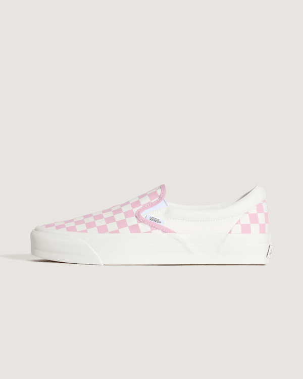 Premium Classic Slip-On Checkerboard Shoe in Checkerboard