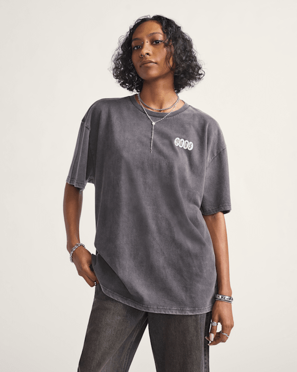 Earthbound T-Shirt in Faded Black | Vans