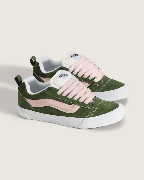 Knu Skool Shoe in Pine Forest Green | Vans