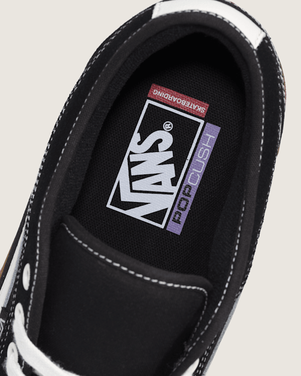 Skate-Chukka-Low-Sidestripe-