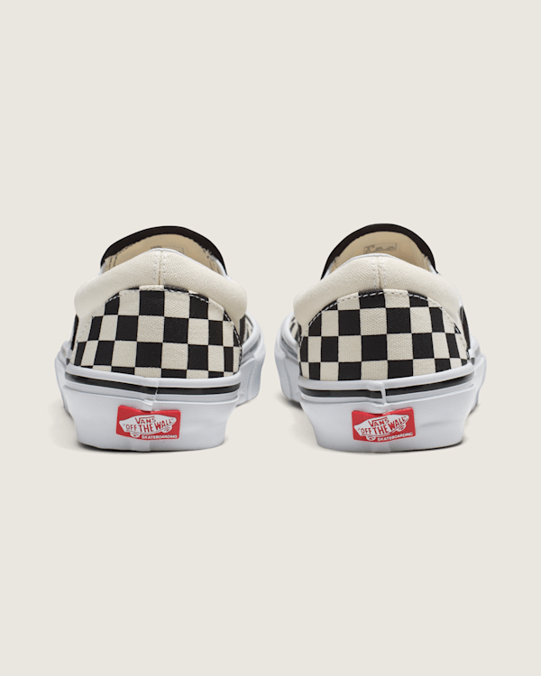 【PORTERNA】Road Checker Board Sneakers The Vans Pro Skate Slip-On shoe in a Black on Black/Olive