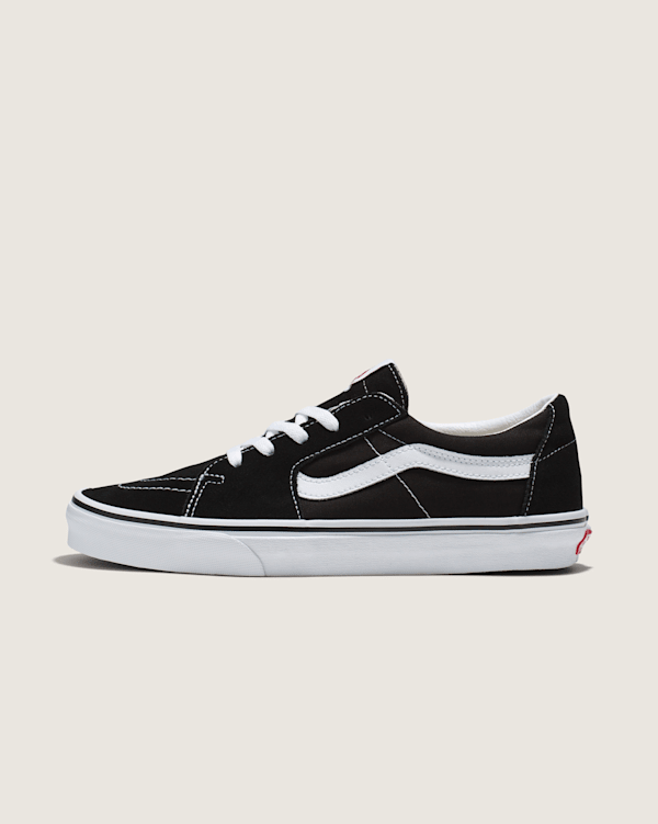 SK8-Low Shoe in Black | Vans