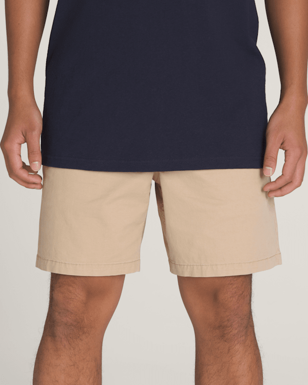 Range Relaxed 18'' Shorts