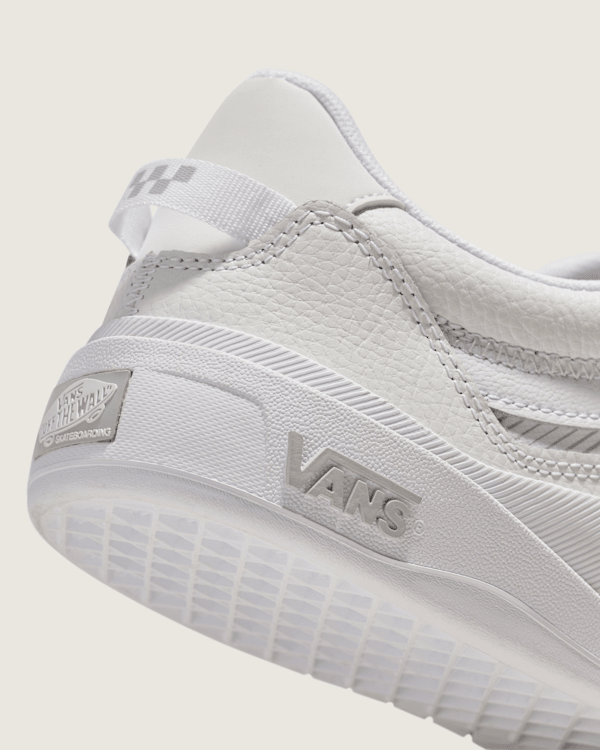 Skate 2 Wayvee Shoe