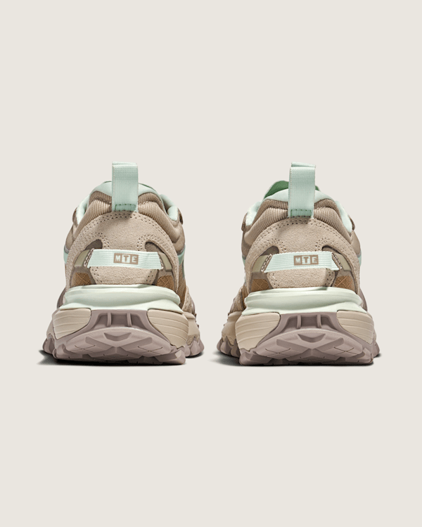 Crosspath XC Shoe in Peyote Beige Mint Green Vans