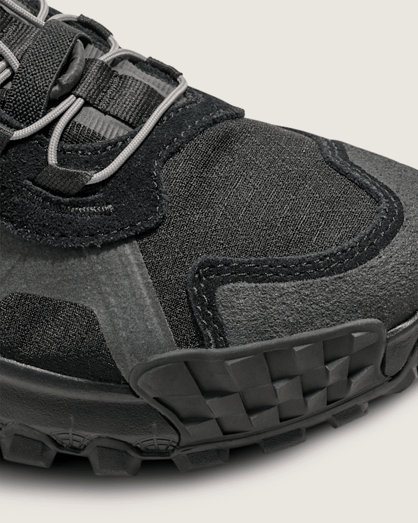 WTAP×VAN PARKER BLACK X04 Crosspath XC Shoe in Black / Grey | Vans