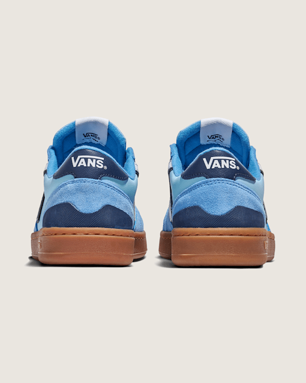 シマノvan quish3000m Lowland 2.0 Shoe in Heritage Blue / Gum | Vans
