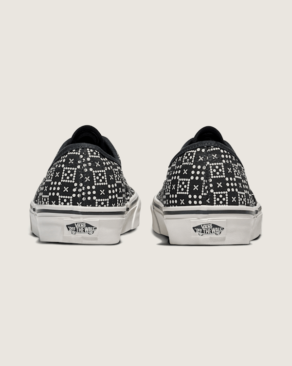 国内配送 VANS AUTHENTIC SMILEY CHECKER BLACK Vans Wallpaper Authentic Smiley 'Black White' VN000EE3BP9
