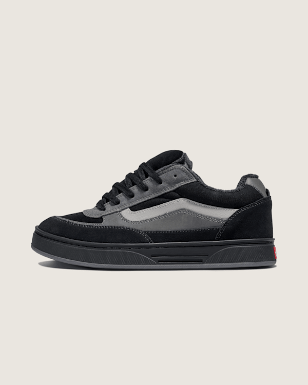 Skate Estazzo Shoe in Black / Grey | Vans