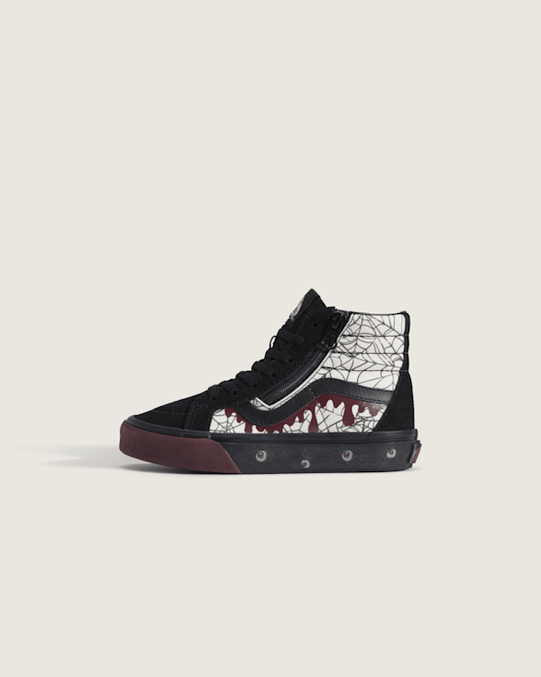にゃ、 Little Kids Sk8-Hi Side Zip Halloween Shoe in In the Shadows