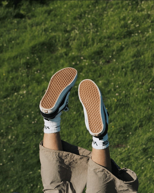 Knu Skool Shoe in Black / True White | Vans
