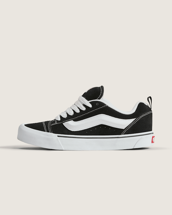 Knu Skool Shoe in Black / True White | Vans