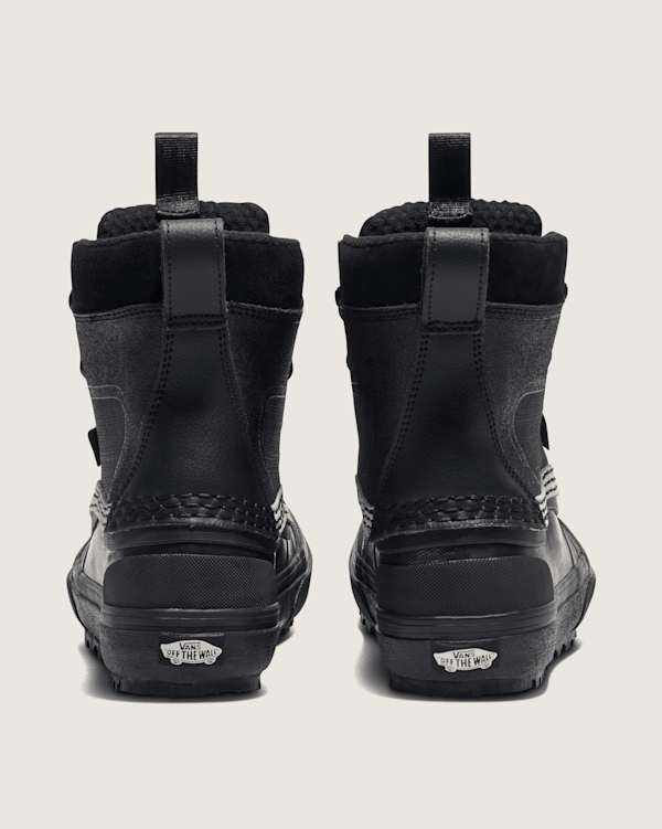 スノーボード VANS  BOOTS STANDARD MID BOA MTE Standard Mid Boa Waterproof Boot in Black | Vans