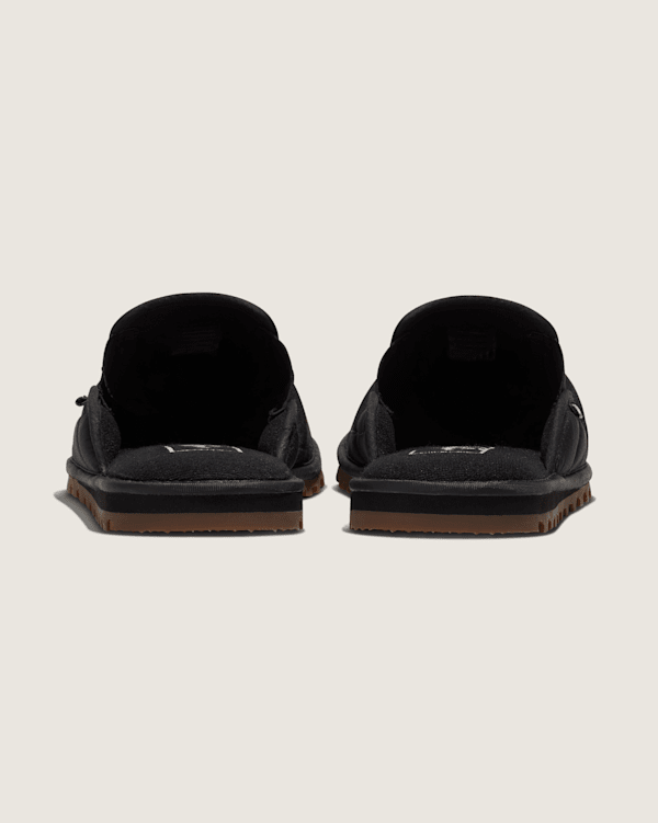 Quilted Mountain Mule Shoe en Black | Vans CA