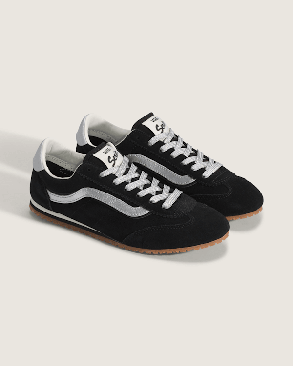 Super Lowpro Shoe in Black / Silver Grey | Vans