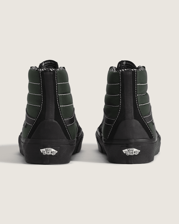 Sk8-Hi GORE-TEX Shoe in Black / Green | Vans
