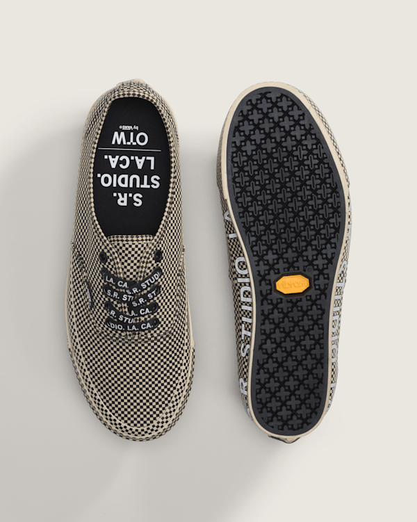 靴 OTW by VANS Authentic 44 Vibram 27cm 靴 OTW by VANS Authentic 44 Vibram 27cm 靴 OTW by VANS Authentic