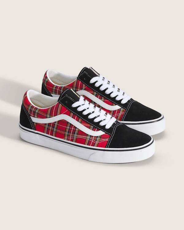 Old Skool Shoe in Red | Vans