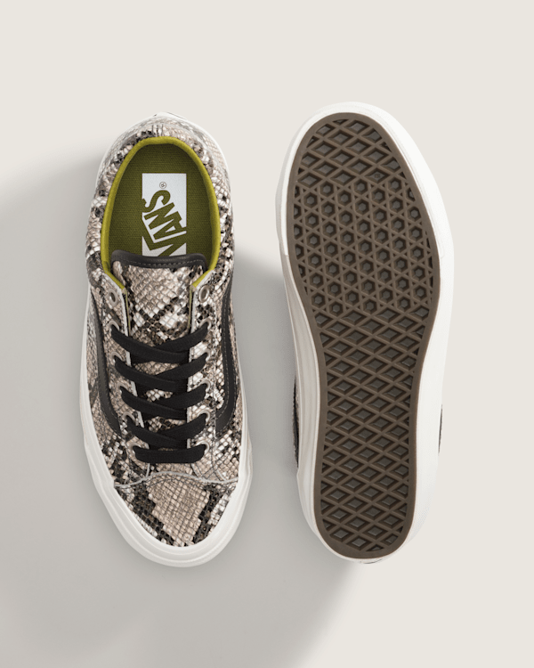Premium-Old-Skool-36-Shoe-VANS  display picture 1