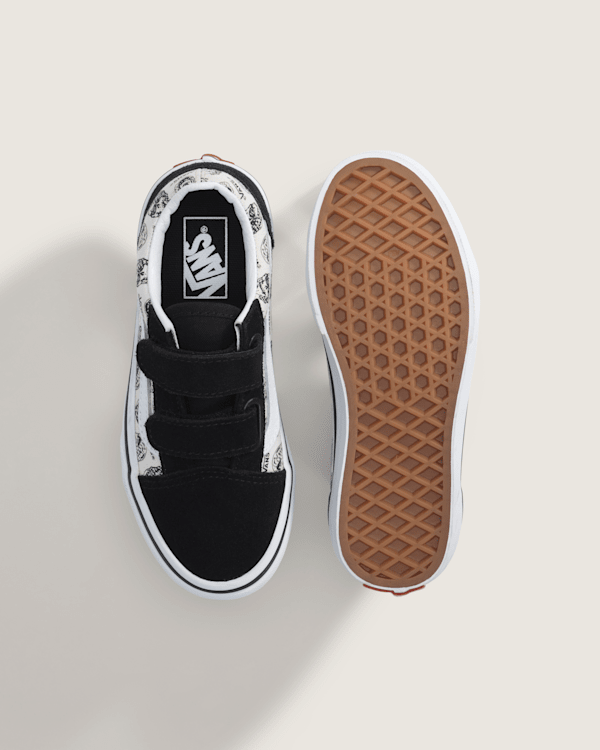Little Kids Old Skool V Shoe in Black / White | Vans