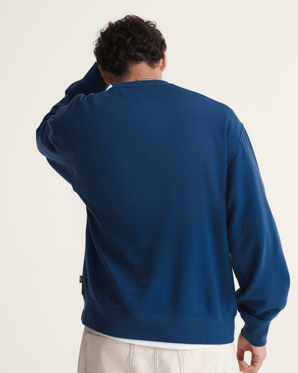 Stretch Logo Crew Sweatshirt en Deep Indig Blue / Flame Red | Vans CA
