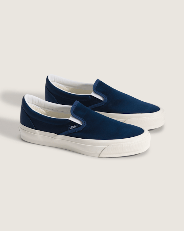Premium Classic Slip-On Shoe in Deep Indigo Blue | Vans
