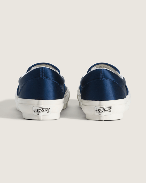 Premium Classic Slip-On Shoe in Deep Indigo Blue | Vans