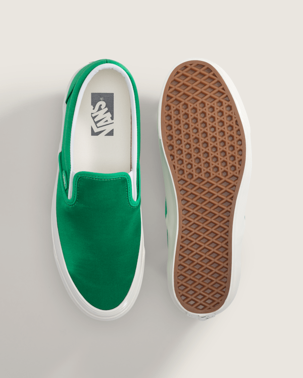 Premium Classic Slip-On Shoe in Vivid Verdant Green | Vans