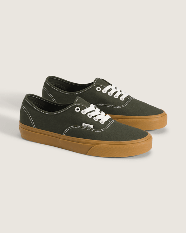 Authentic Shoe in Gum Obsidian Fern Green | Vans