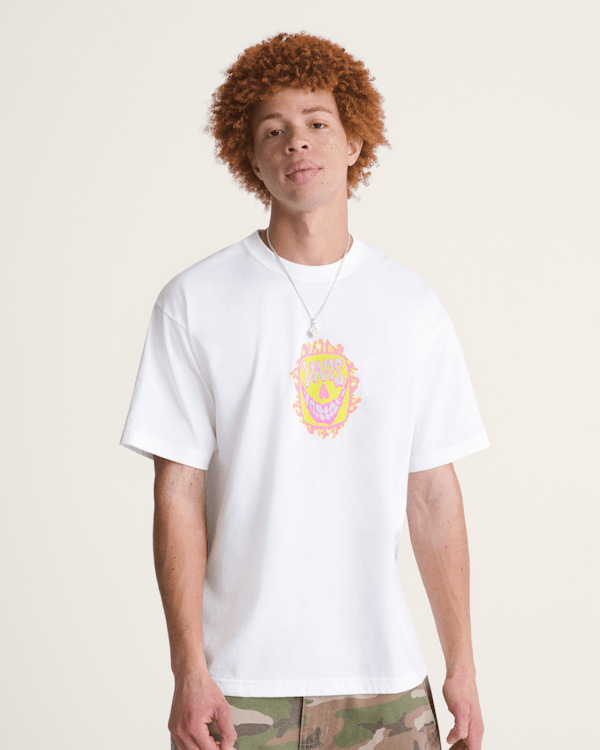 Untraceable T-Shirt in White | Vans