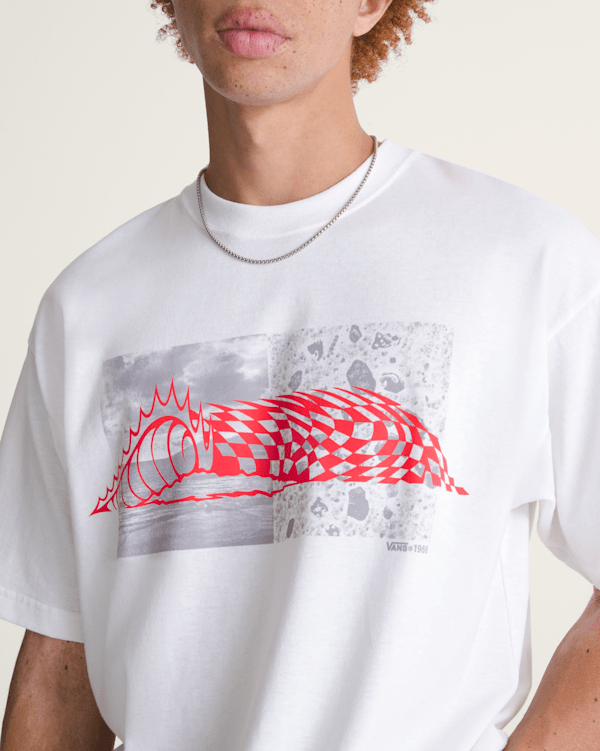 Wave Check T-Shirt in White | Vans