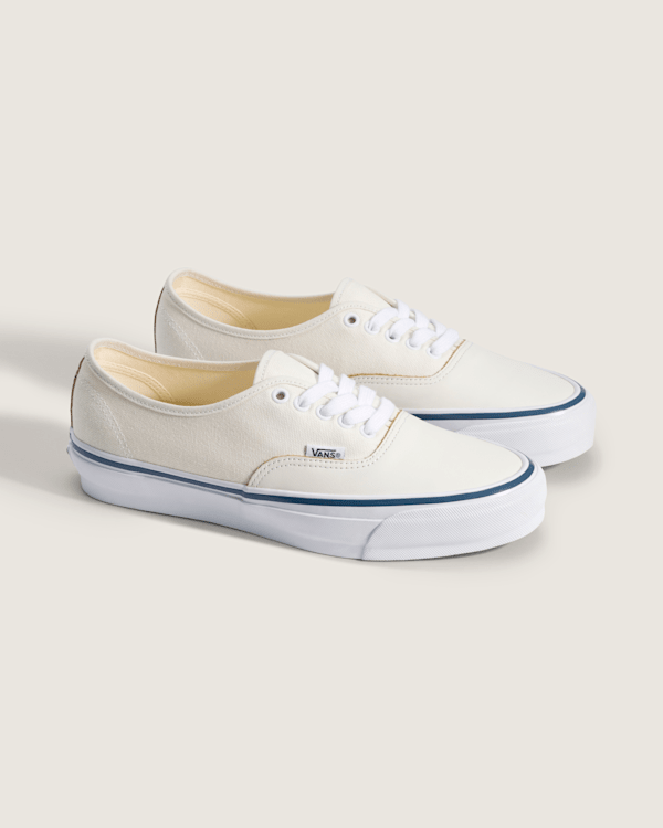 OTW Authentic 44 Siped Vibram in Marshmallow White | Vans