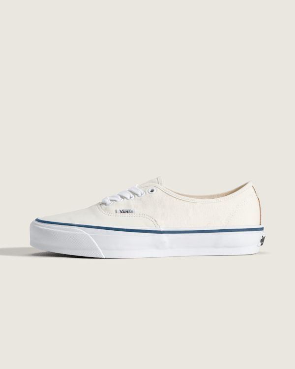 OTW Authentic 44 Siped Vibram in Marshmallow White | Vans
