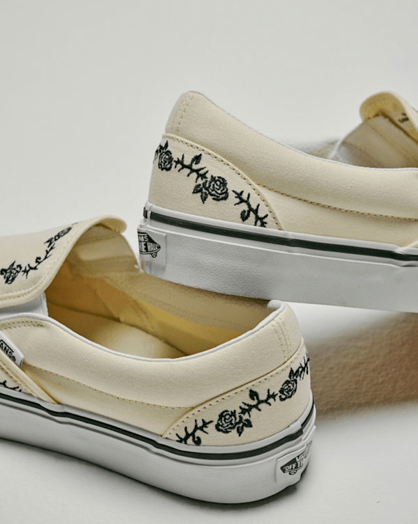 Classic-SlipOn-Shoe-VANS-