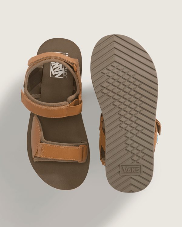 サンエスティバン　844631 Tri-Lock Sandal in Chipmunk Brown | Vans