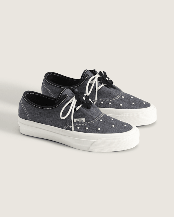 靴 VANS Premium Line Authentic Premium Authentic Ease Shoe in Black | Vans