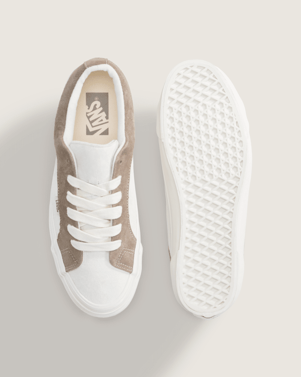 Premium Lampin Shoe in Light Brown / Brown | Vans