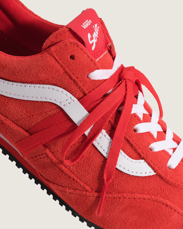 Premium Super Lowpro Trainer in Tomato | Vans